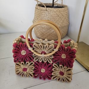 Vintage Woven Flower Hand Bag